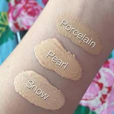 Kem nền Toofaced Foundation Born this way | BigBuy360 - bigbuy360.vn