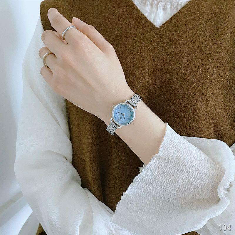 2021❈Đồng hồ cổ điển nữ phong cách là phong cách rừng trắng sinh viên đại học nhỏ màu xanh lá cây đồng hồ nhỏ hương dây