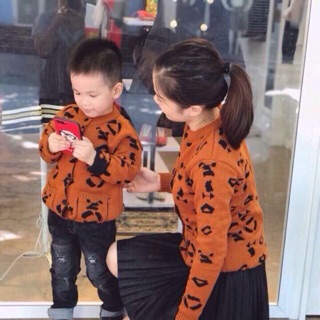 Set áo len cho mẹ và bé