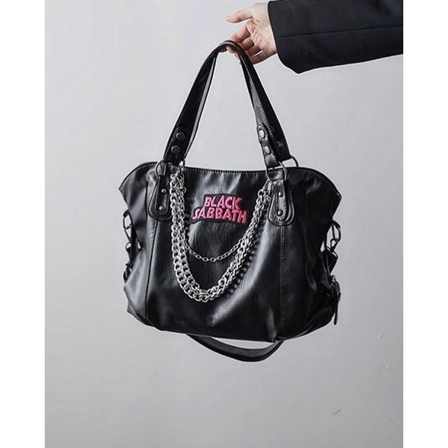 Túi xách tay đeo vai Girl crush hot trend dành cho các nàng cá tính, năng động