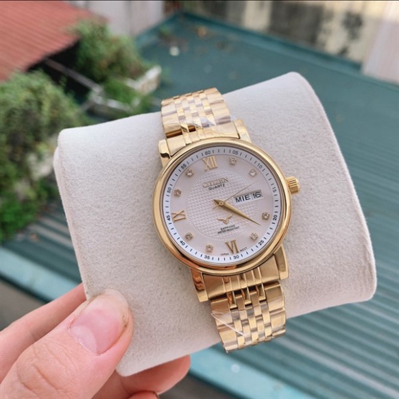 Đồng Hồ Nam citizen Sapphire CZ021 Mặt caro Cọc đá Máy Pin Nhật Chống xước Tuyệt Đối