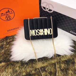 Túi moschino