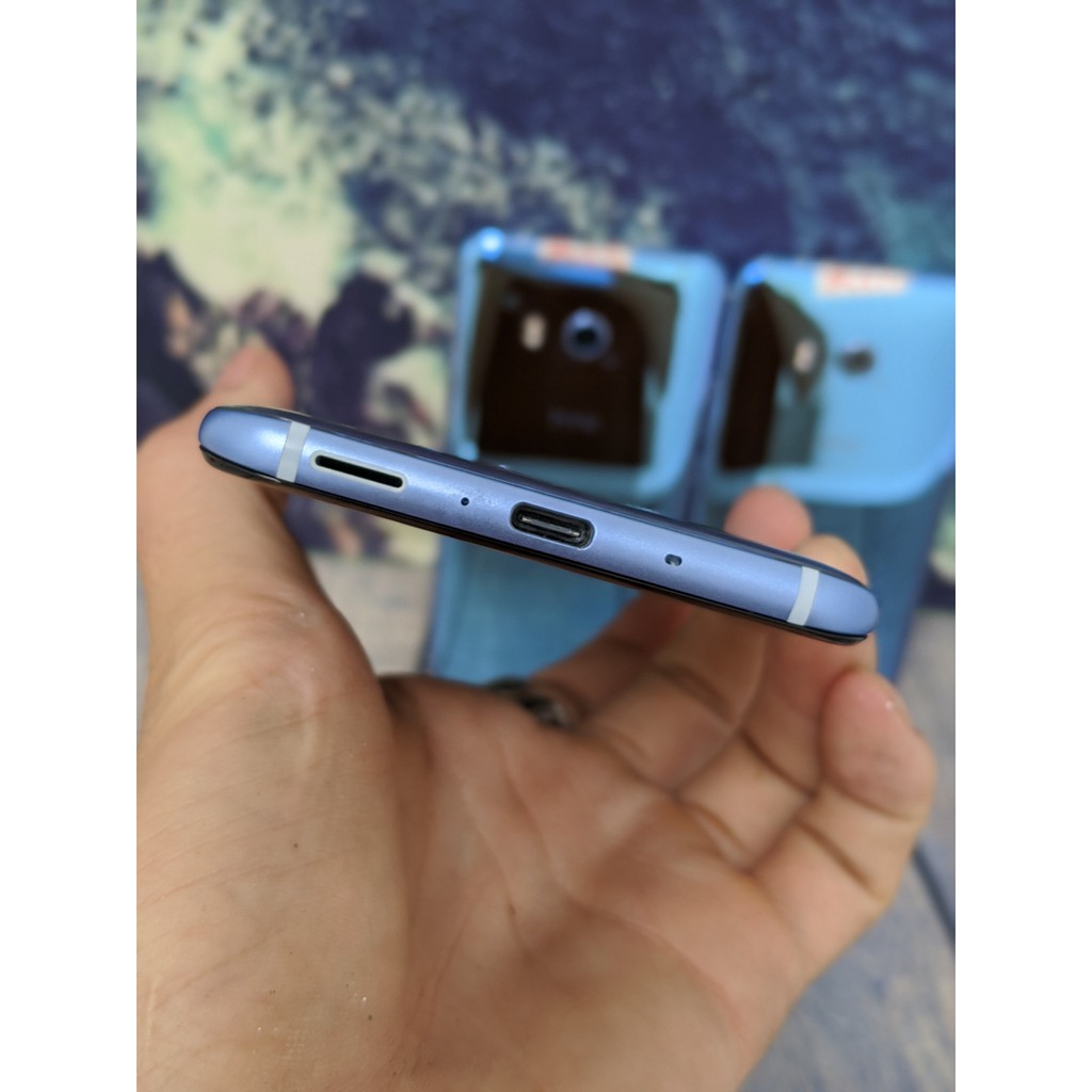 Điện thoại HTC U11 Nguyên Zin 2 Sim 98,99% | BigBuy360 - bigbuy360.vn