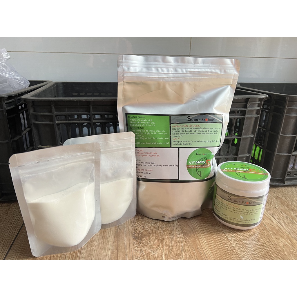 Vitamin C++ Super Protect chuyên dùng cho cá Koi, cá Vàng, cá Rồng và cá cảnh