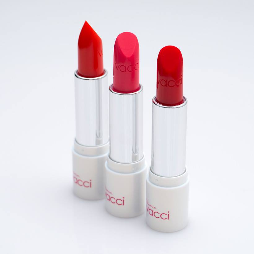 Son VACCI Vitamin Tint Lipstick đụng đầu nhẹ