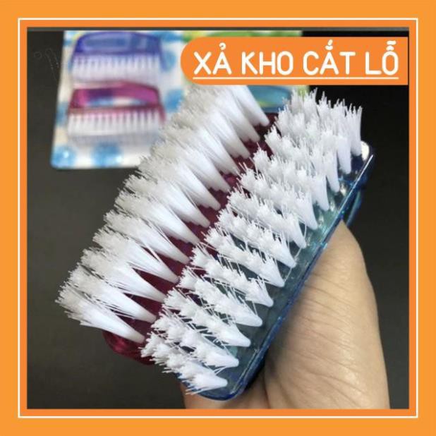 Bàn Chải 8906