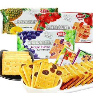BÁNH QUY NHẬT LAYER BISCUIT NHO/ DÂU/ DỨA 140g