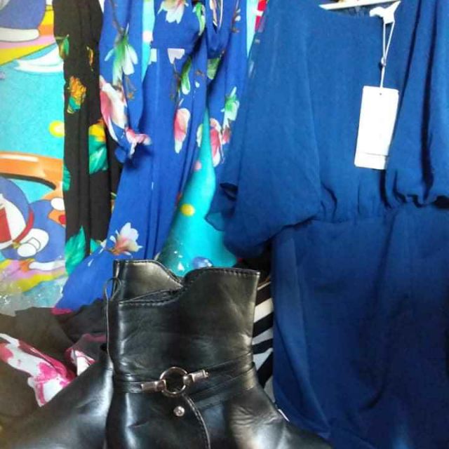 Đầm maxi hoa dài qua gối nhé tay dài , xíu xinh xắn  from từ 45 Đầm maxi hoa dài qua gối nhé nhanh t