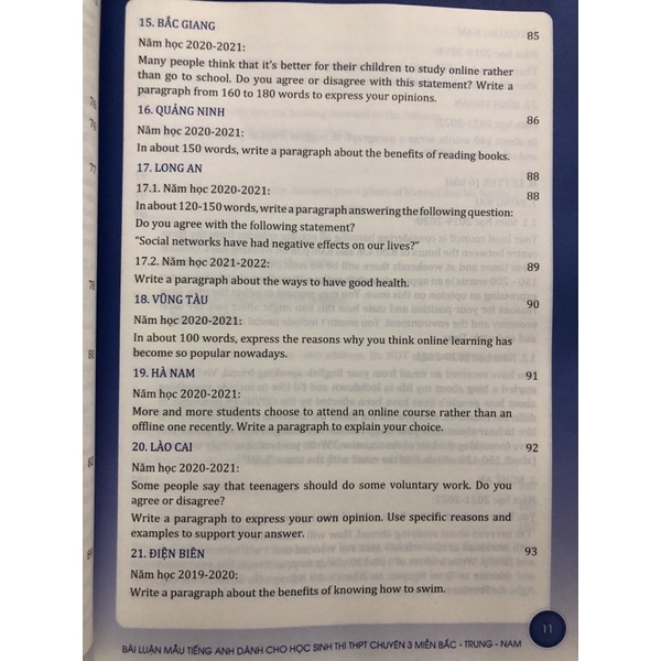 Sách - Bài luận mẫu Tiếng Anh dành cho học sinh thi trung học phổ thông chuyên 3 miền Bắc-Trung-Nam