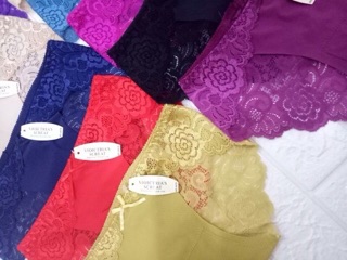 Quần lót su đúc phối ren