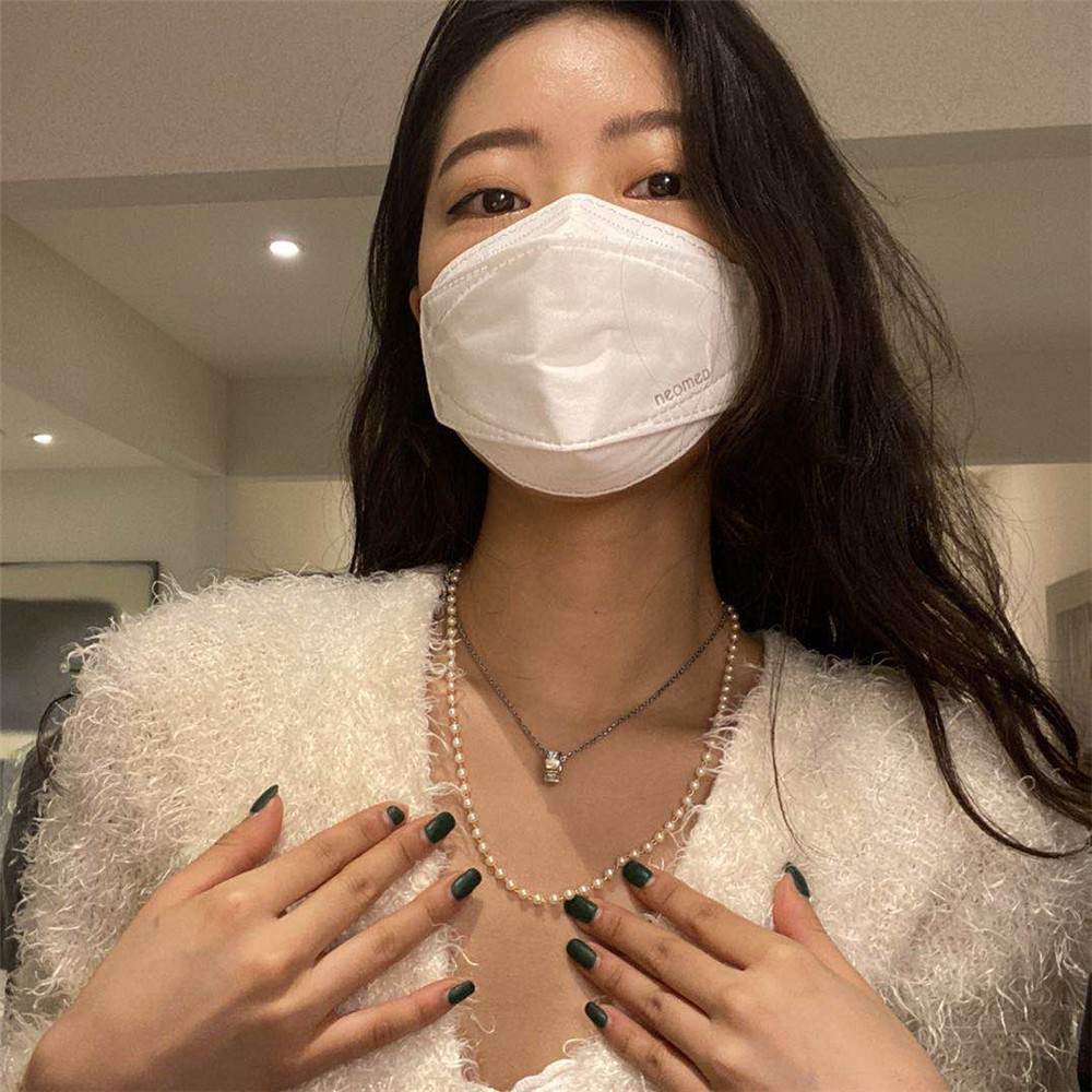 Dây Đeo Khẩu Trang Chống Thất Lạc Phong Cách Hàn Quốc | BigBuy360 - bigbuy360.vn