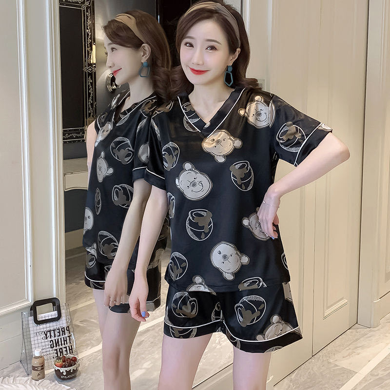 Bộ đồ ngủ tay ngắn bằng lụa in hình hoạt hình đáng yêu cho nữ | BigBuy360 - bigbuy360.vn