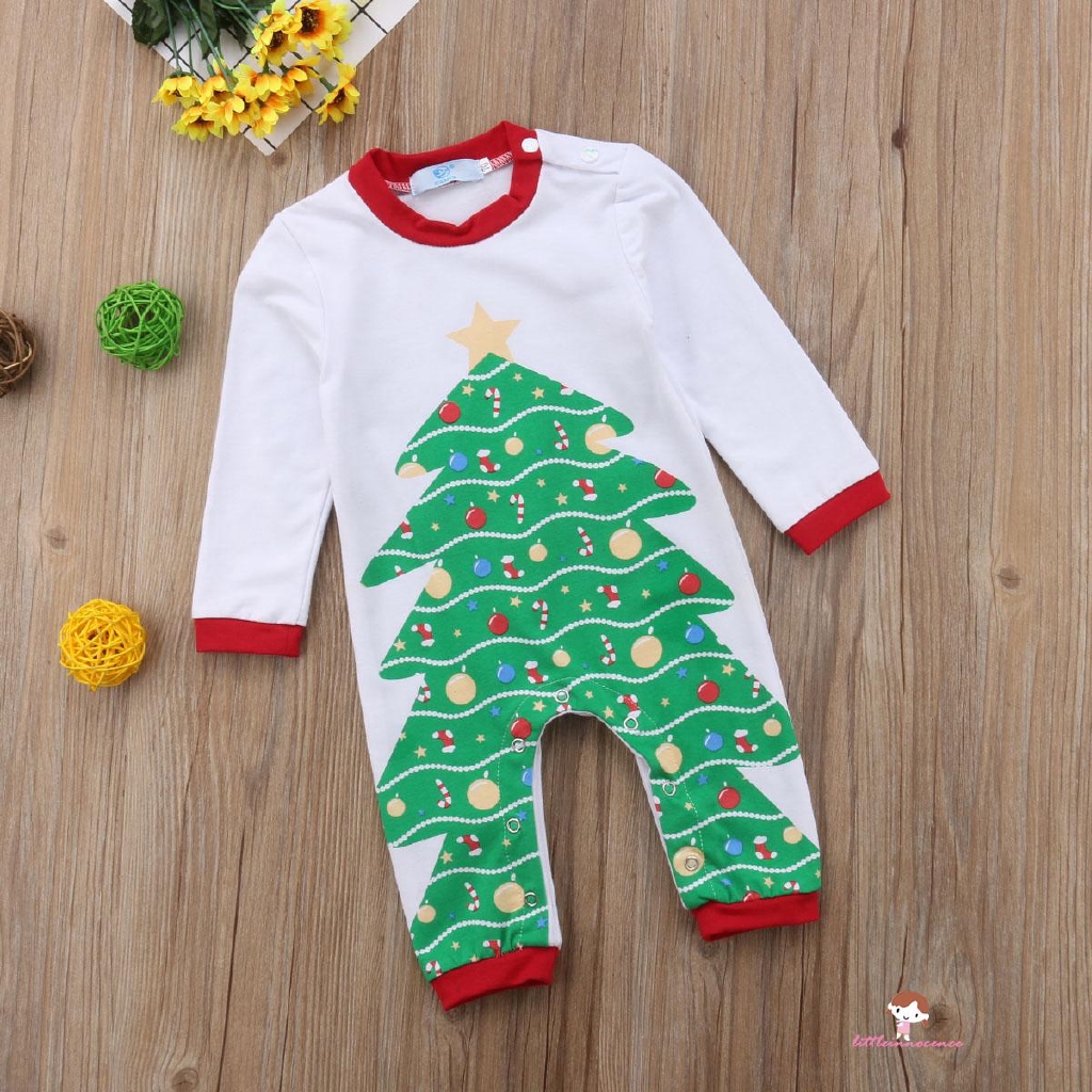 Bộ đồ ngủ pijama phong cách Giáng Sinh cho gia đình