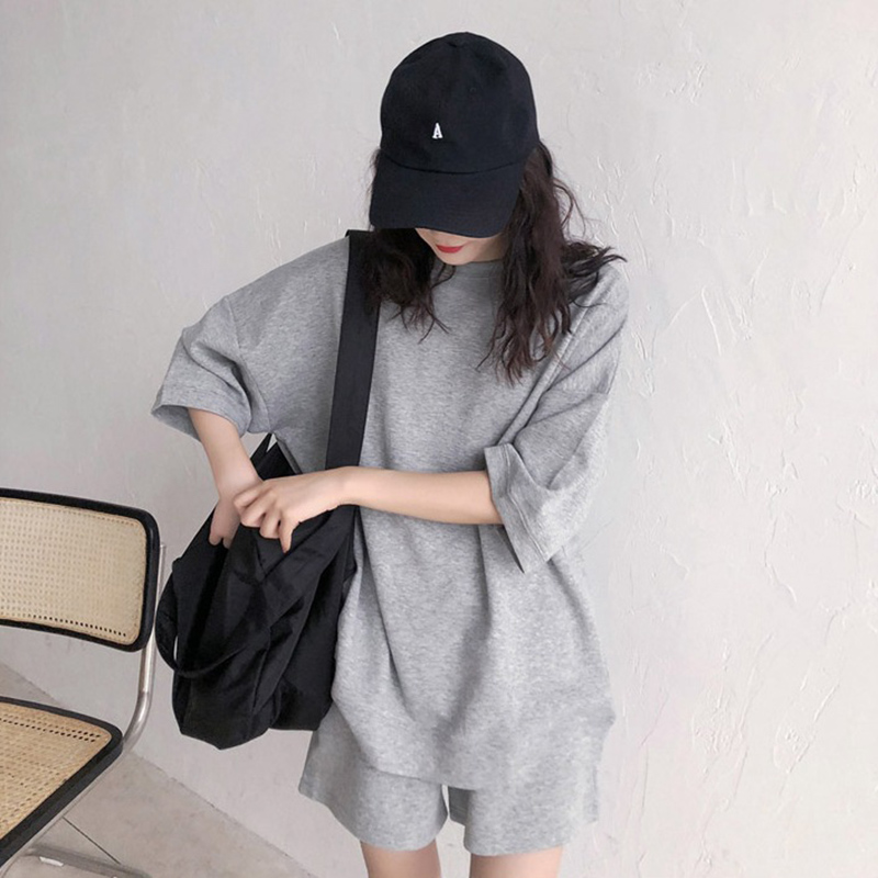 IELGY Set Áo Thun Ngắn Tay + Quần short Lưng Cao Thời Trang Thể Thao Cho Nữ