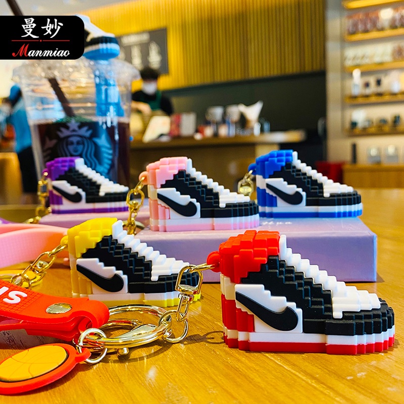 Móc Khóa Thể Thao Aj Mặt Hình Giày Thể Thao Hoạt Hình Sáng Tạo Cho Nam