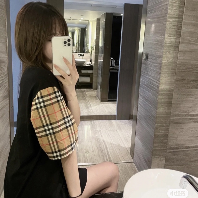 Áo thun BBR Bur*berry Serra màu đen chất liệu vải cotton cao cấp, Áo tee BBR kẻ sọc unisex form rộng
