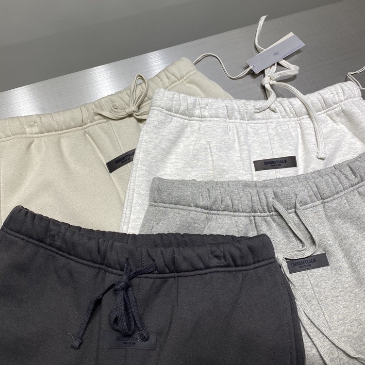 ⚡️ - Quần FOG Fear of God ESSENTIALS SS22 Relaxed 1977 Sweatpants, Quần ống suông FOG nỉ bông cao cấp