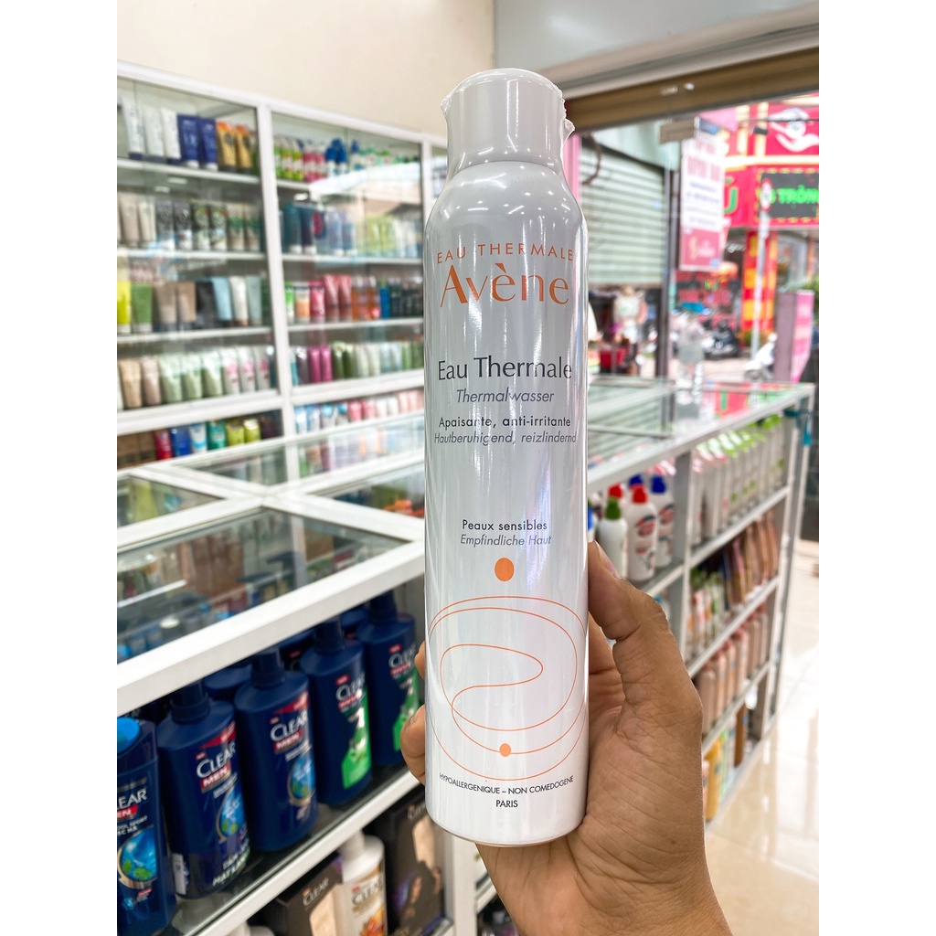 Xịt Khoáng Avène Cấp Nước, Làm Dịu &amp; Giảm Kích Ứng 300ml Thermal Spring Water