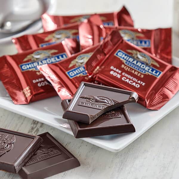 Socola Cao Cấp Ghirardelli Chocolate Squares Premium Chocolate Assortment 674.9g - Mỹ