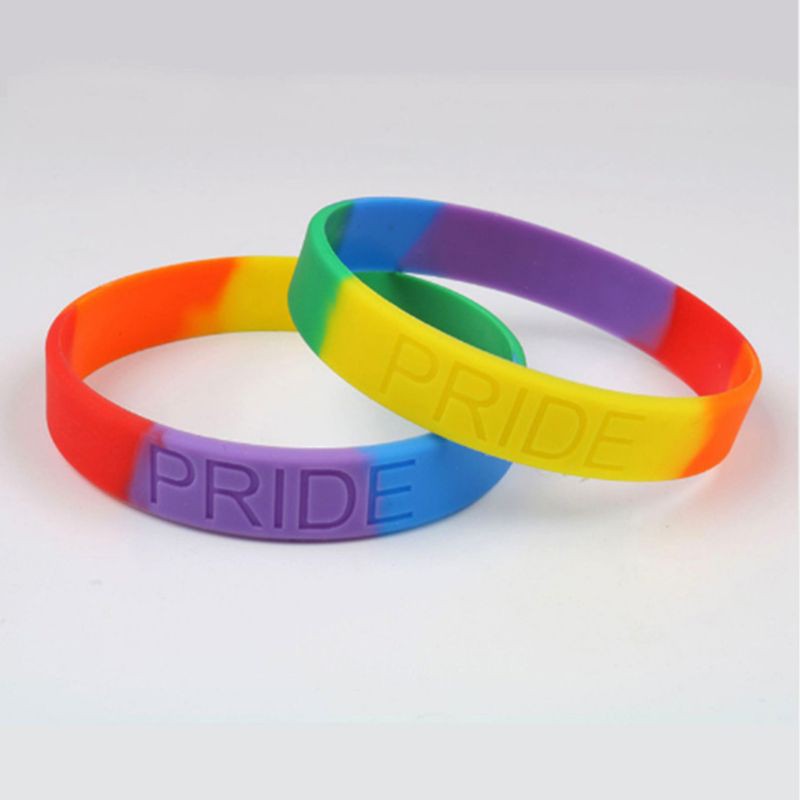 Vòng đeo tay silicon cao su mặt in chữ cầu vồng LGBT với 18 kiểu màu sắc cầu vồng dành cho nữ