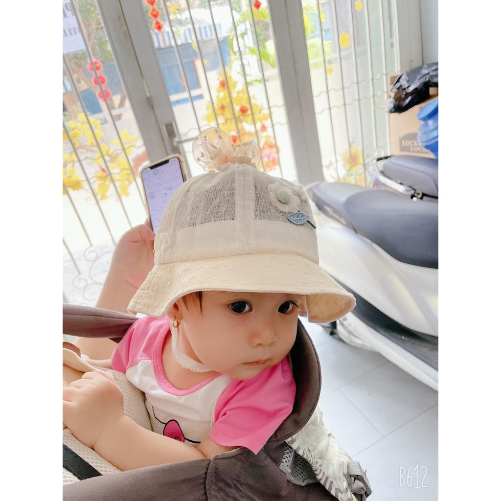 Nón lưới hoa đính nơ xinh xắn cho bé
