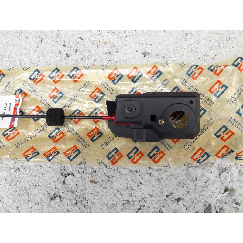 Tay mở cửa trong Ford Mondeo 2002-2006