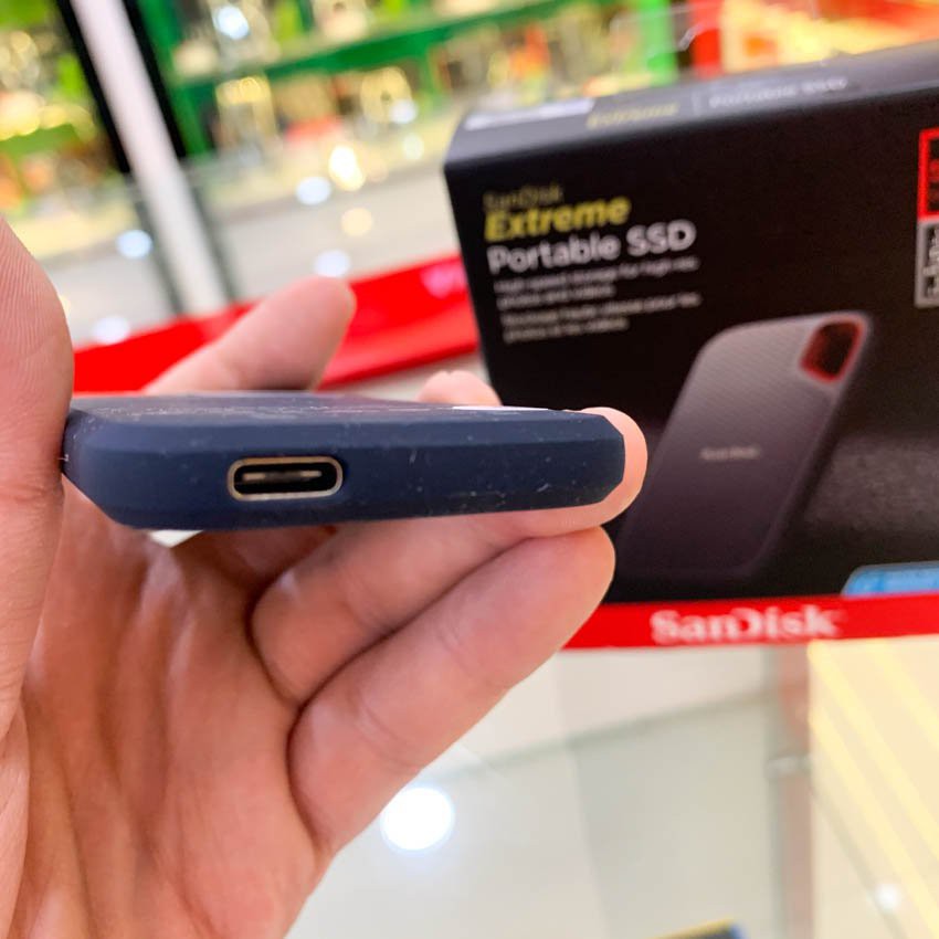 [Mã 99ELSALE hoàn 7% đơn 300K] Ổ Cứng Di Động SSD 500GB Sandisk Extreme Portable E61