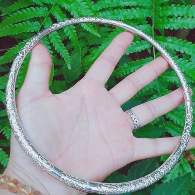 Vòng chạm rồng bạc ta