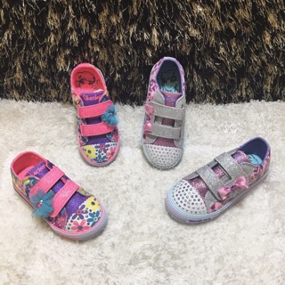 Giày Skechers đèn nháy 