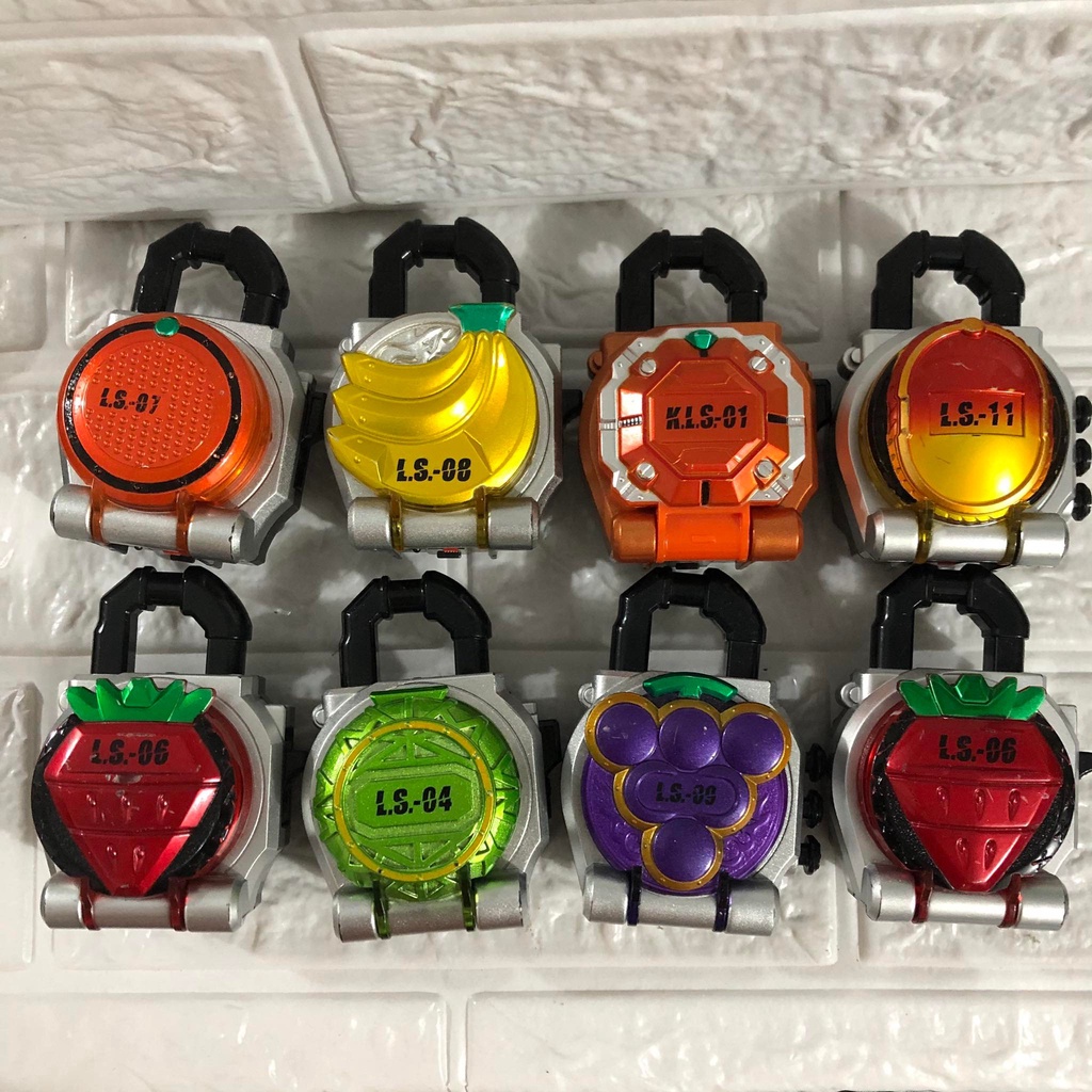 Đồ chơi DX Lockseed