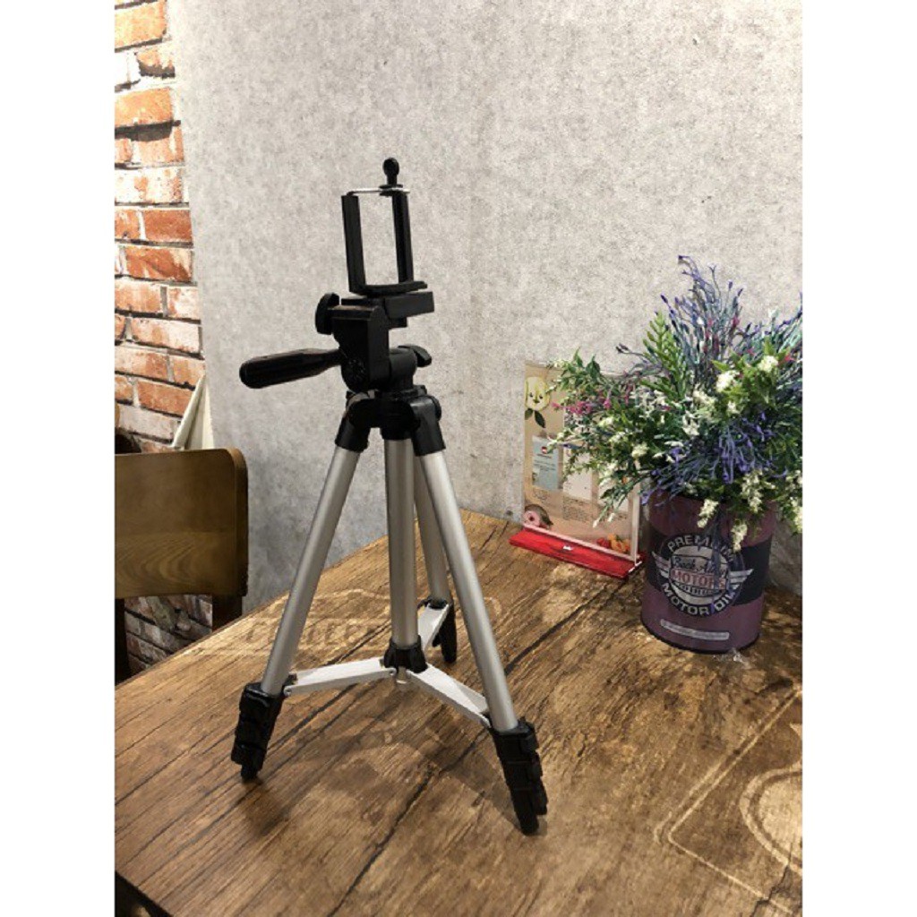 Tripod Giá Đỡ Điện Thoại ⚡ FREESHIP ⚡ Giá Đỡ Chụp Ảnh Điện Thoại Tripod 3 Chân 3110 Tặng Kèm 1 Kẹp Điện Thoại - MOBIE89