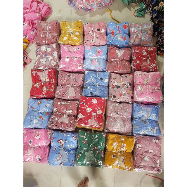 Set Bộ Pijama Lửng Kate Nữ Bộ Ngủ Áo Sơ Mi Thun Cộc Tay Quần Ngố | BigBuy360 - bigbuy360.vn