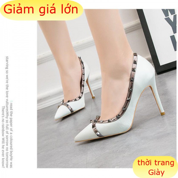 Giày Cao Gót 10cm Mũi Nhọn Đính Đinh Tán Quyến Rũ