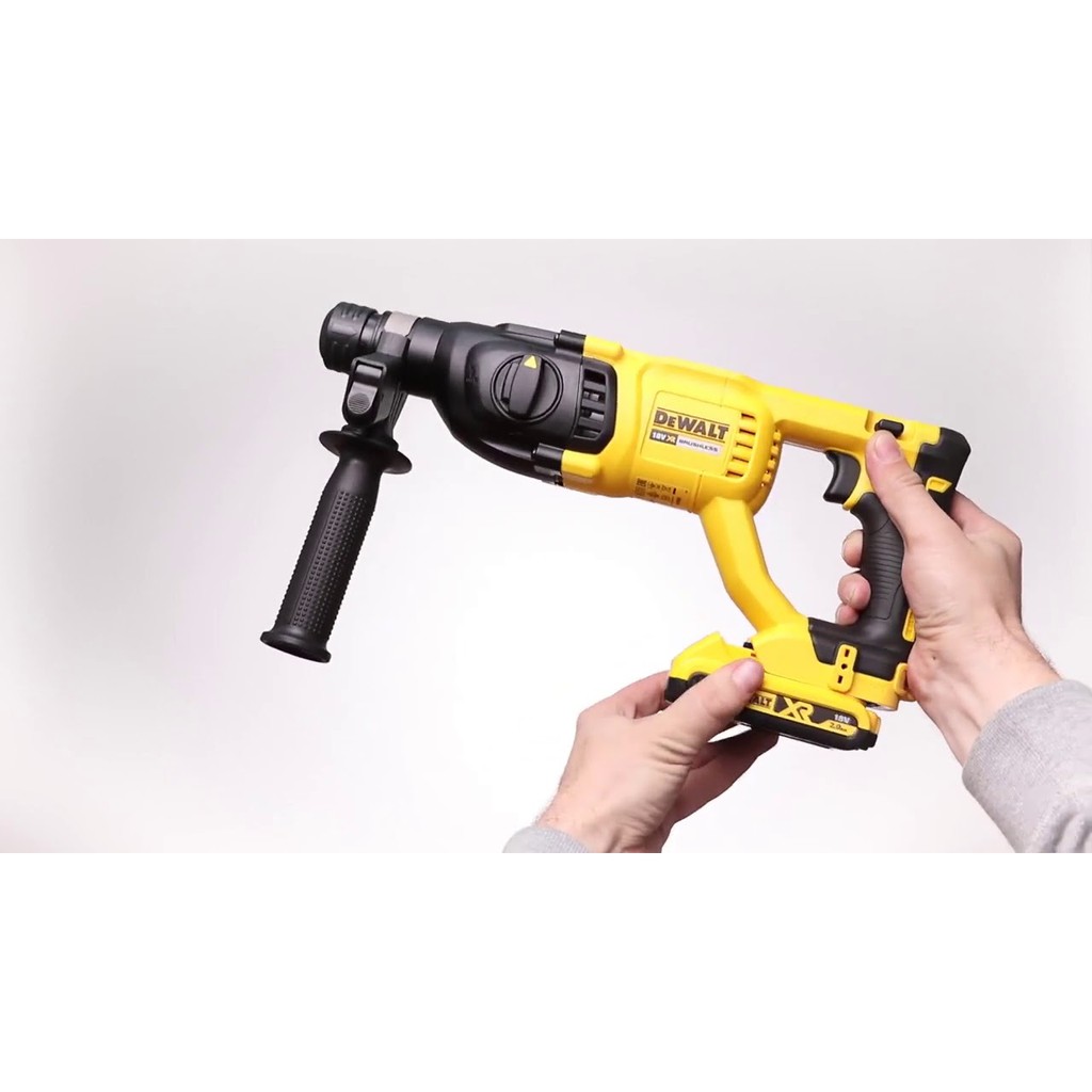 Máy Khoan Bê Tông Dùng Pin DEWALT DCH133N - Chính Hãng - SKU DCH133 DCH133N-KR