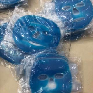 Mặt nạ đá lạnh và mắt đặc đá lạnh