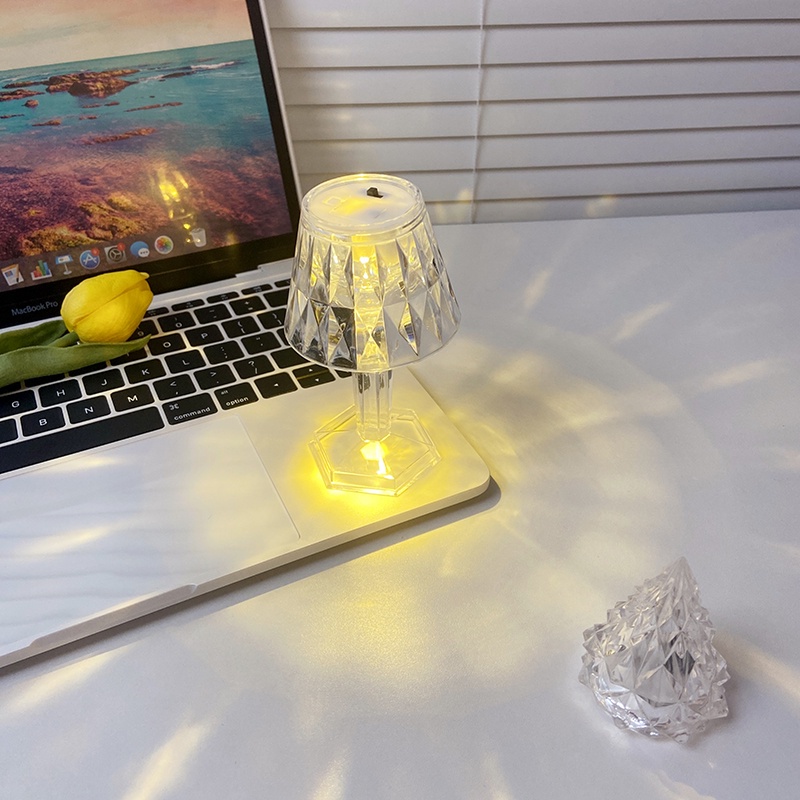 Đèn LED Trang Trí Để Bàn Hình Nến