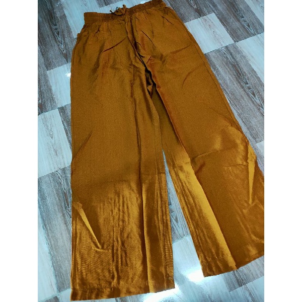 Quần đũi cho nữ