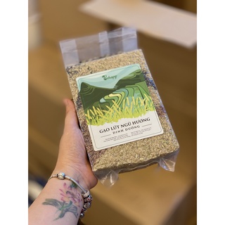 Gạo lứt ngũ hương 1kg