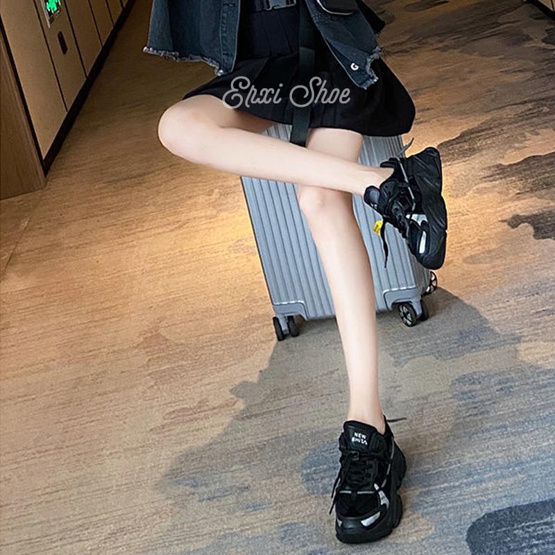 Giày Thể Thao Lưới Thoáng Khí Màu Đen Dễ Phối Đồ Thời Trang Cho Nữ