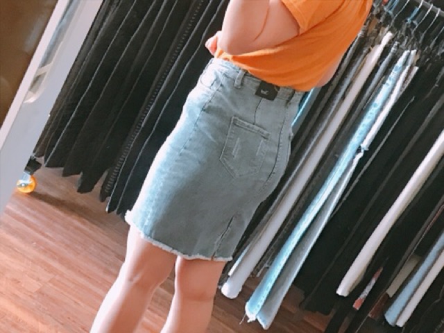 Chân váy jean cap cao hình shop tự chụp