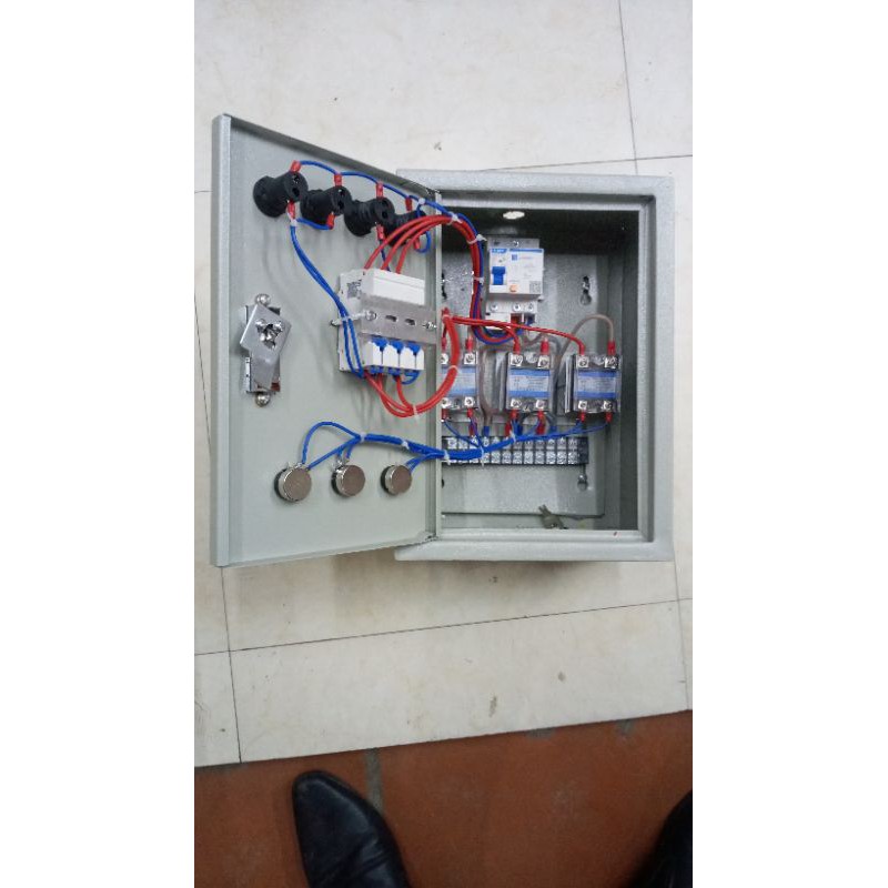 Tủ điện điều khiển nồi phở ( tủ 3 nồi , 3 thanh đốt)