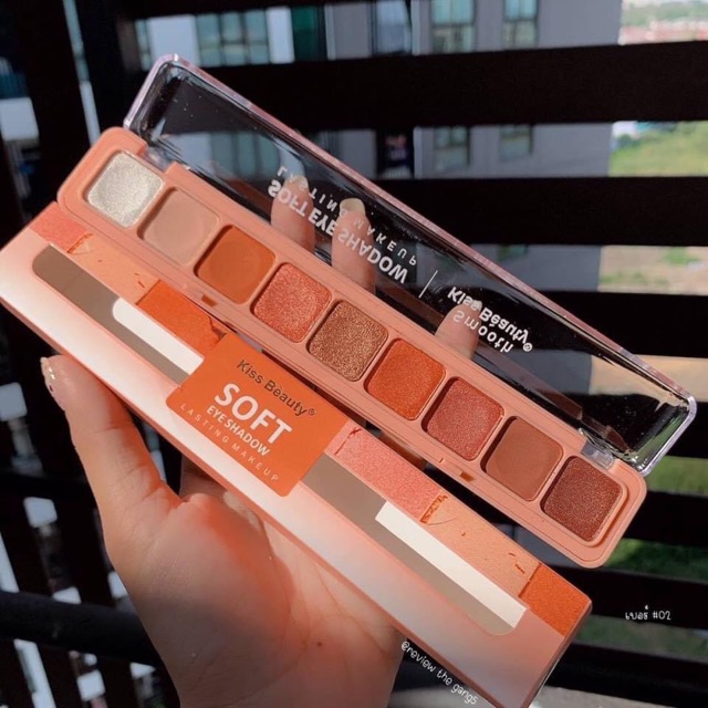 PHẤN MẮT KISS BEAUTY SOFT EYE SHADOW | BigBuy360 - bigbuy360.vn