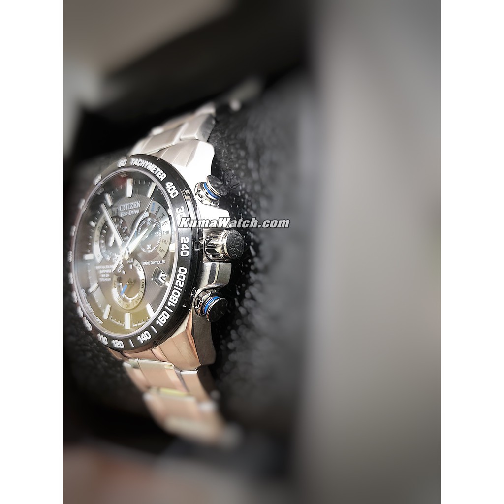 Đồng hồ nam Citizen AT4010-50E – Eco Drive,Titanium, Sapphire,42mm, Năng Lượng Mặt Trời.