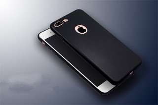 Ốp Đen Nhám Hở Táo cho Iphone 6/ 6 plus