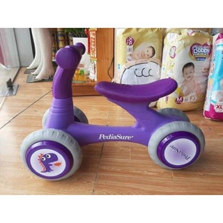 Xe chòi chân cho bé- hkm pediasure