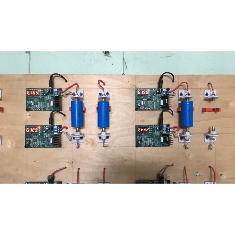 Pin lithium sắt 32700- 3.2V 6.0Ah/ 32800 7Ah 3.2V