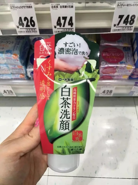 SỮA RỬA MẶT TRÀ XANH ROHTO NHẬT BẢN