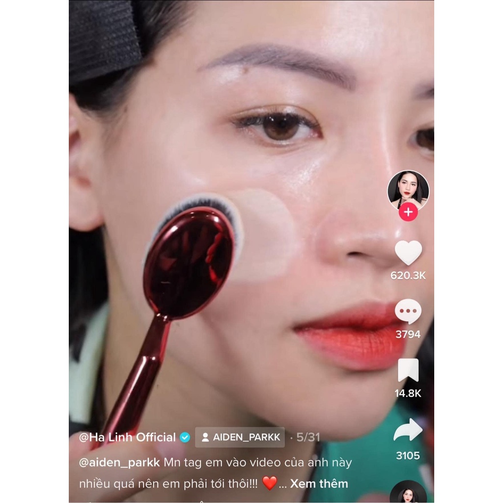 Cọ Tán Kem Nền Espoir Face Brush Màu đỏ