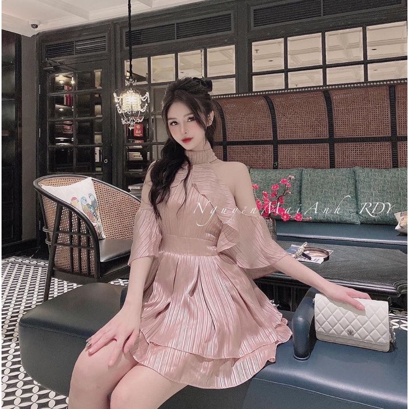 Váy lụa dập ly nhỏ hở vai bán cánh dơi bánh bèo__Nguyễn Mai Anh-Rdy clothing