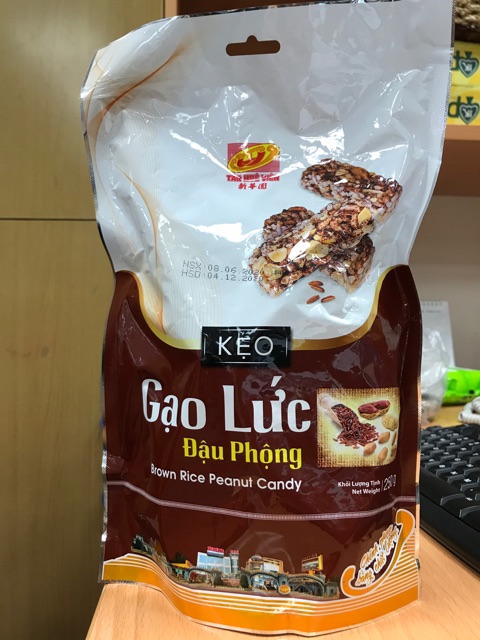 Kẹo gạo lứt đậu phộng TÂN HUÊ VIÊN (250g)